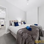 3 Bed Home In Forest Gate - Waltham Forest
