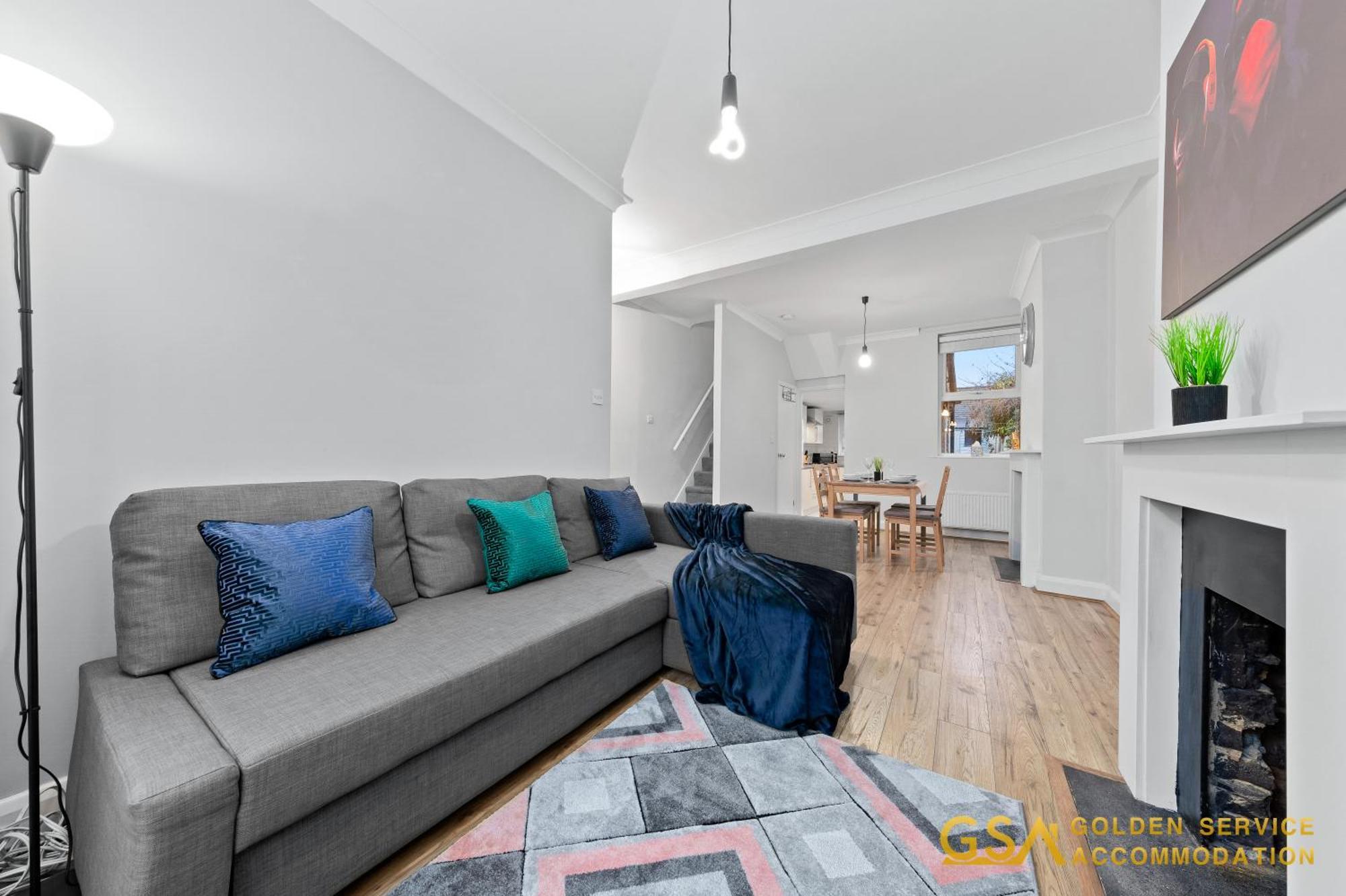3 Bed In Forest Gate - Waltham Forest Londra